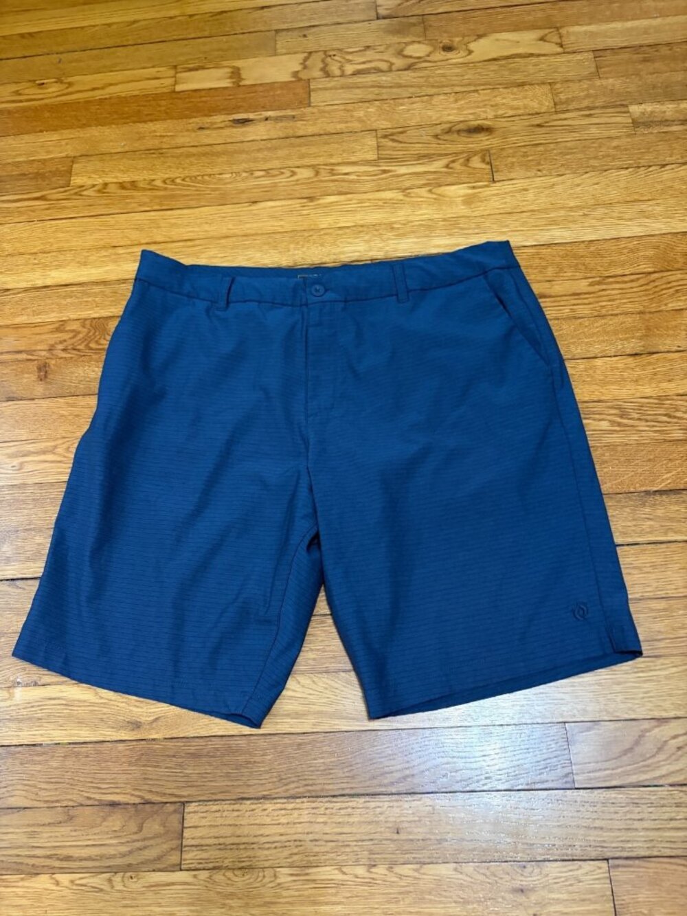 Hang Ten Men's Navy Hybrid Chino Shorts Size 38 Flat Front Stretch Casual Golf